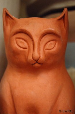 terracotta clay cat statue